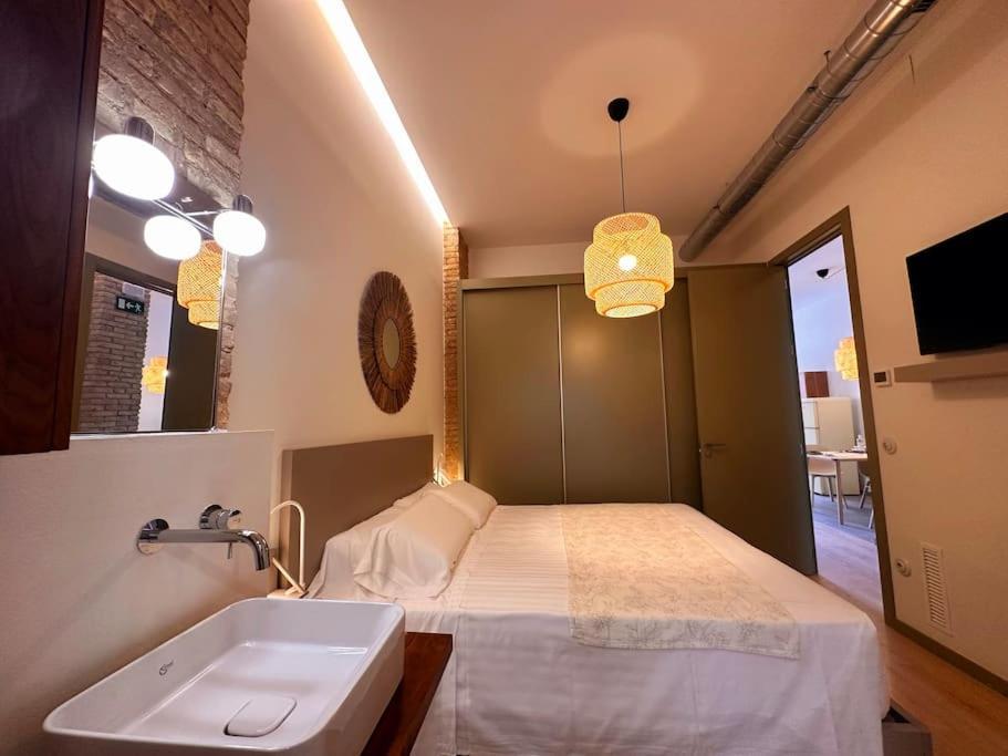 バレンシアTradicional Casa Con Patio Ruzafaアパートメント エクステリア 写真