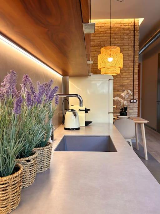 バレンシアTradicional Casa Con Patio Ruzafaアパートメント エクステリア 写真
