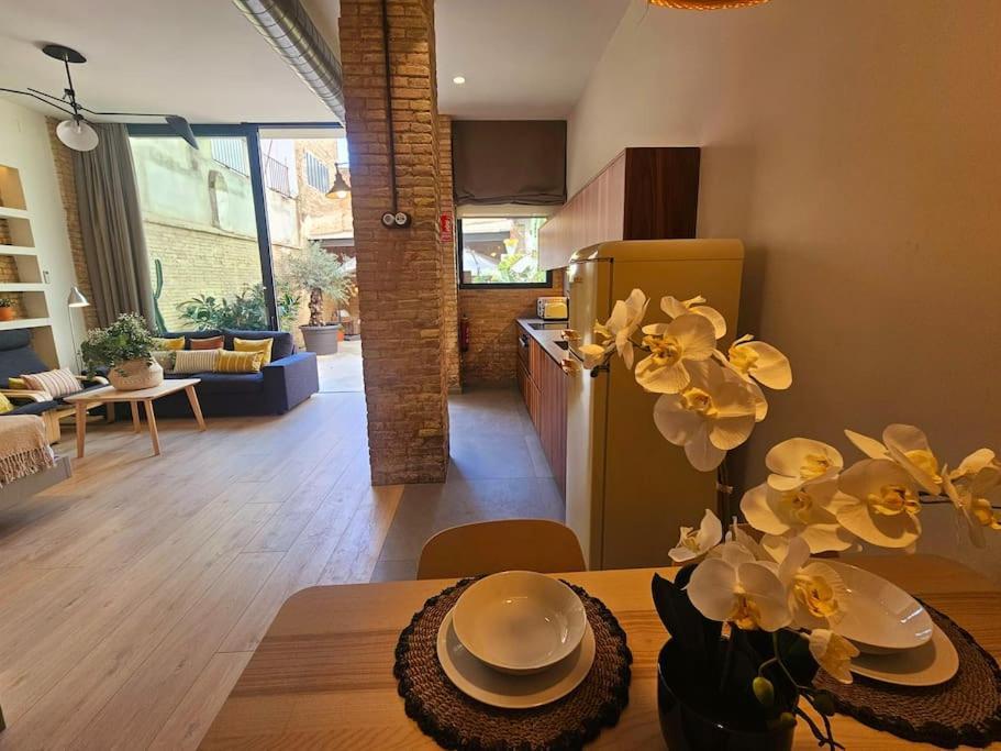 バレンシアTradicional Casa Con Patio Ruzafaアパートメント エクステリア 写真