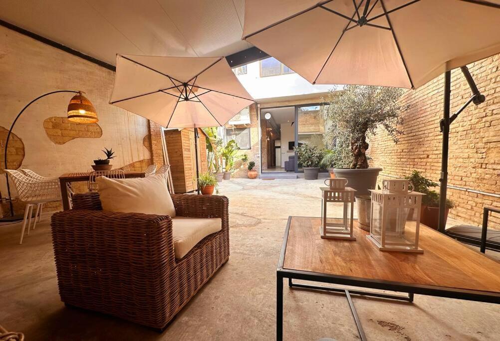 バレンシアTradicional Casa Con Patio Ruzafaアパートメント エクステリア 写真