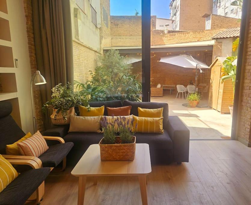 バレンシアTradicional Casa Con Patio Ruzafaアパートメント エクステリア 写真